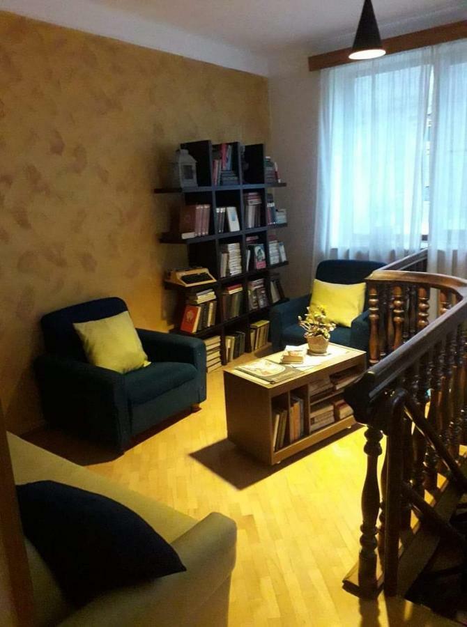 Omsi House Hotel Telavi Eksteriør billede